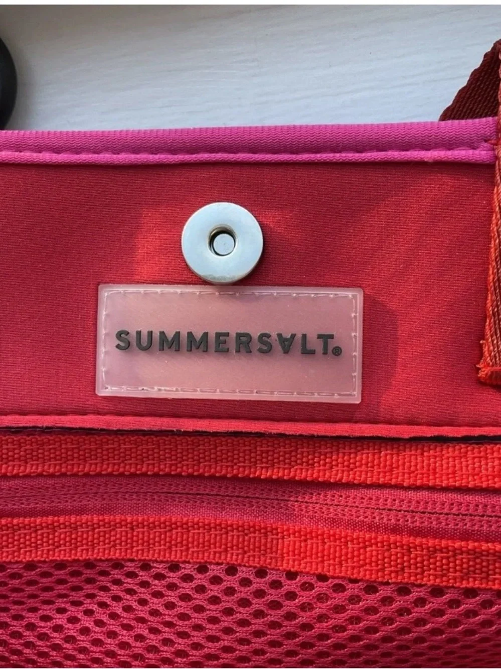 Summersalt neoprene red/pink tote bag